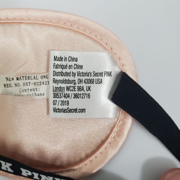 Victoria's Secret PINK Faux Fur Satin Lined Stretch Band Sleep Spa Mask O/S - Picture 2 of 4